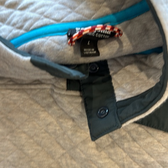 Patagonia quilted snap pullover - Picture 4 of 6